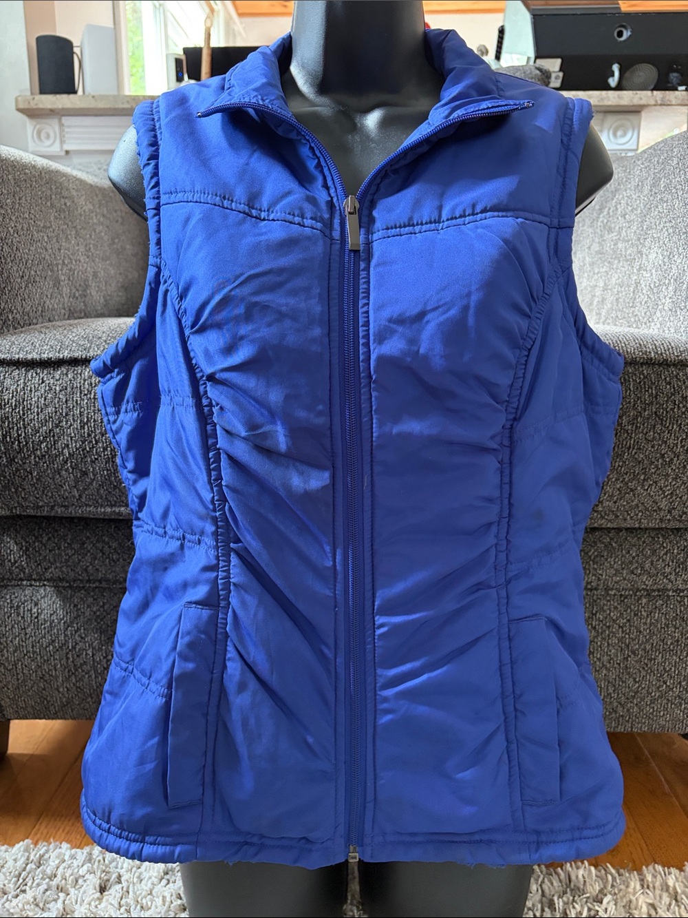 Three Hearts Royal Blue Quilted Zip Vest from Three Hearts size Medium